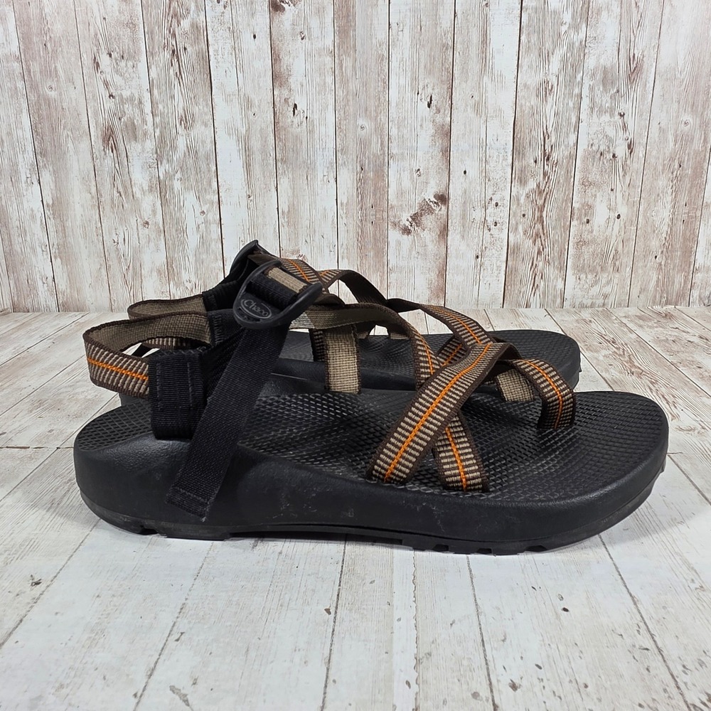 Chaco Z2 Classic Mens 11 Sport Sandals Vibram Sole Toe Loop Brown Orange Black